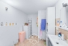 Attraktives Wohnhaus mit Umnutzungspotenzial zum MFH - Badezimmer