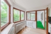 Modernisierte 2,5 Zimmer Wohnung mit Wintergarten - Loggia