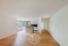 Modernisierte 2,5 Zimmer Wohnung mit Wintergarten - Kochbereich