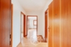 Geräumige 2 Zimmer Wohnung mit Balkon - Flur