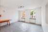 Hell, ruhig, charmant – 2-Zimmer im Hochparterre - Wohnzimmer