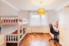 Top-Investment: Frei werdende 3-Zimmer-Wohnung mit Balkon in Sonnenlage - Schlafzimmer