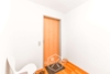 Attraktive 3-Zimmer-Wohnung mit Balkon - Wohnungseingang
