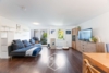 Sanierte 3,5-Zimmer-Maisonettewohnung mit Balkon - Wohnzimmer
