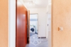 Charmante 1-Zimmer-Wohnung mit Bad & Küche – ideal für Singles - Flur