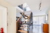 Stilvoll Wohnen auf zwei Ebenen – möbliertes Maisonette-Highlight! - Treppe