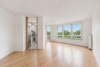 Frei werdende 2-Zimmer-Wohnung mit Loggia - Wohn- und Esszimmer