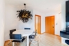 Gepflegte 2-Zimmer-Wohnung mit zwei Balkonen - Wohn- und Esszimmer