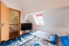 Clever investieren: EFH mit Terrasse und Vermietungspotenzial - Schlafzimmer DG