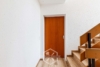3-Zimmer-Wohnung im Erdgeschoss mit Balkon - Wohnungseingang