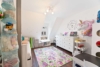 Top-sanierte Maisonette-Wohnung mit Balkon - Schlafzimmer