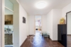 Großzügige 3-Zimmer-Wohnung mit Balkon - Flur