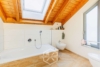 Wohnen ohne Kompromisse – Hochwertiges Traumhaus für Familien mit Stil - Tageslichtbad