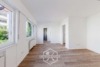 Saniertes Apartment am Stuttgarter Killesberg - Wohnraum