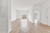 Geräumige Wohnung mit großem Balkon - Wohnzimmer