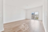 Geräumige Wohnung mit großem Balkon - Wohnzimmer