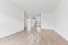 Geräumige Wohnung mit großem Balkon - Wohnzimmer