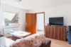 Platz für Ideen: 4-Zimmer-DG-Wohnung - Wohnzimmer