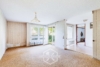 Barrierefreie 3,5-Zimmer-Wohnung mit großer Terrasse – ideal für Familien oder Senioren - Wohnzimmer
