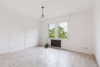 Raum trifft Stil – 4,5 Zimmer im Stuttgarter Osten - Schlafzimmer 1