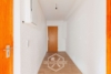 Renovierte Erdgeschosswohnung mit Terrasse - Flur