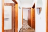 Helle 3-Zimmer-Wohnung mit großer Wohnküche - Flur