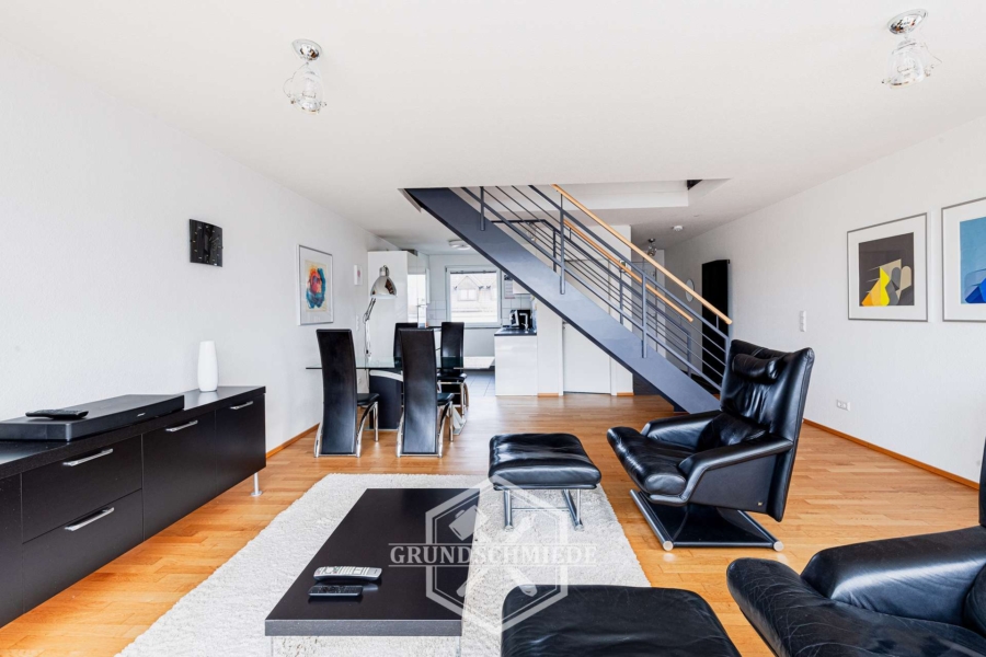 Moderne Maisonette Wohnung mit zwei Terrassen, 71093 Weil im Schönbuch, Penthousewohnung