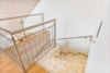 WG Zimmer auf eigener Etage mit eigenem Badezimmer. - Treppe