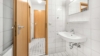 Möblierte 1-Zimmer-DG-Wohnung in Top-Lage - Badezimmer