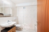 Einziehen & wohlfühlen: Bezugsfreie 2-Zimmer-Wohnung mit Balkon - Badezimmer