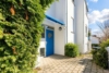 Bezugsfreie 4-Zimmer-Wohnung mit Familienkomfort - Hauseingang