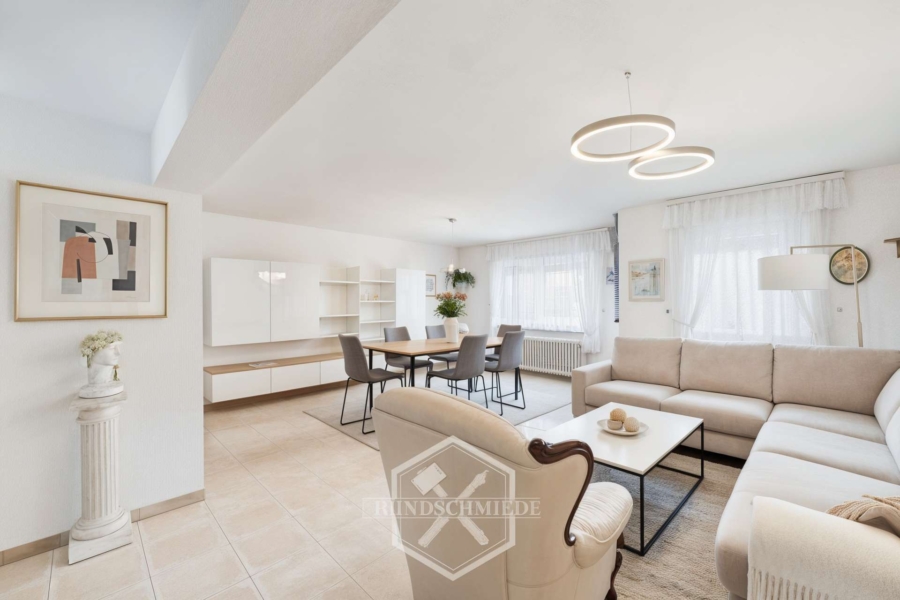 Ihr neues Zuhause: Großzügige 4,5-Zimmer-Wohnung im Erdgeschoss, 71296 Heimsheim, Erdgeschosswohnung