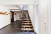Wohnen, Arbeiten, Entspannen – Maisonette mit XXL-Terrasse & Sauna - Eingangsbereich / Treppe zum 1. OG