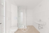 Kernsanierte 2,5 Zimmer Wohnung - Badezimmer