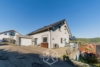 Wohnen mit Weitblick: Exklusive Maisonette mit Burgblick & großer Terrasse - Außenansicht