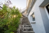 Wohnen mit Weitblick: Exklusive Maisonette mit Burgblick & großer Terrasse - Außentreppe
