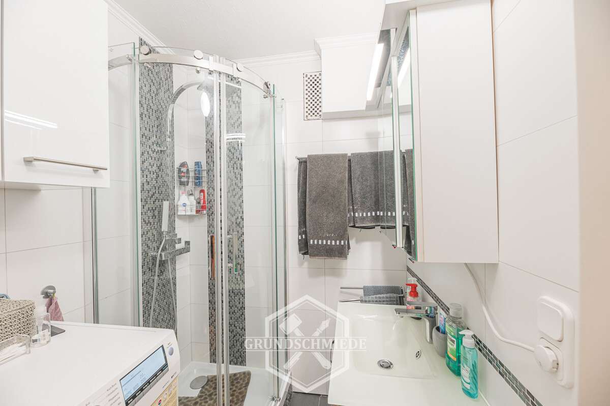 Möblierte 3-Zimmer-Wohnung mit Balkon - Foto 4