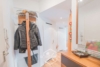 Möblierte 3-Zimmer-Wohnung mit Balkon - Garderobe