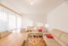 Möblierte 3-Zimmer-Wohnung mit Balkon - Wohnzimmer