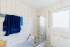 4 Zimmer, 2 Bäder, 2 Balkone – mehr geht kaum - Badezimmer