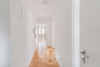 Renovierte 3-Zimmer-Wohnung mit Balkon - Flur