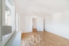 Renovierte 3-Zimmer-Wohnung mit Balkon - Wohnzimmer