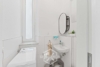 Möbliertes Apartment mit Küche in bester Lage - Badezimmer