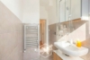 WG mit Stil: Sanierte 3-Zimmer-Wohnung mit moderner Ausstattung - Badezimmer