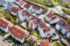 Erstbezug nach Renovierung und mit brandneuer Einbauküche - Außenansicht