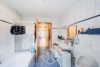 Wohnen und Arbeiten – Maisonette-Wohnung mit zwei Eingängen und weitläufigem Garten - OG - 2. Badezimmer