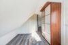 Luftig, lichtdurchflutet, lebenswert – Maisonette mit großem Balkon - DG - Büro