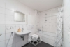 Sonnige 3-Zimmer-Wohnung mit Terrasse und TG-Stellplatz - Badezimmer