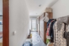 Wohnen und Arbeiten – Maisonette-Wohnung mit zwei Eingängen und XXL Garten - Ankleide