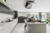 Wohnen und Arbeiten – Maisonette-Wohnung mit zwei Eingängen und XXL Garten - Küche